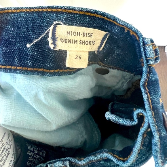 Madewell High Rise Denim Shorts - Picture 4 of 4